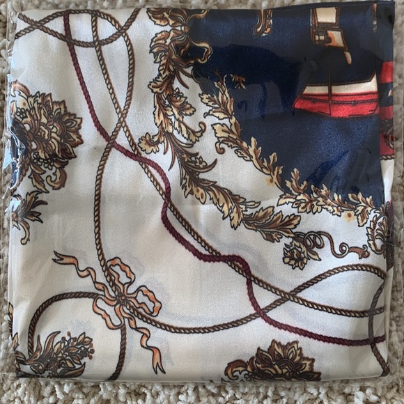 NWOT Silk Scarf/Bandanna - Picture 5 of 5
